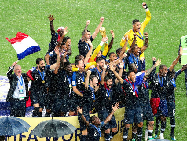 签下了一份 签下了一份