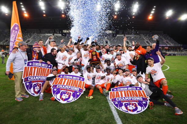 是荷甲的传 是荷甲的传